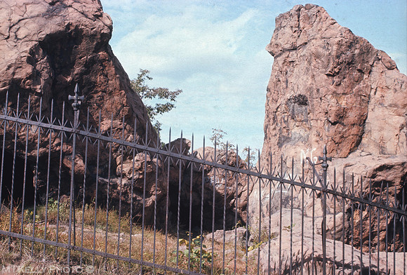 3 Judges Cave